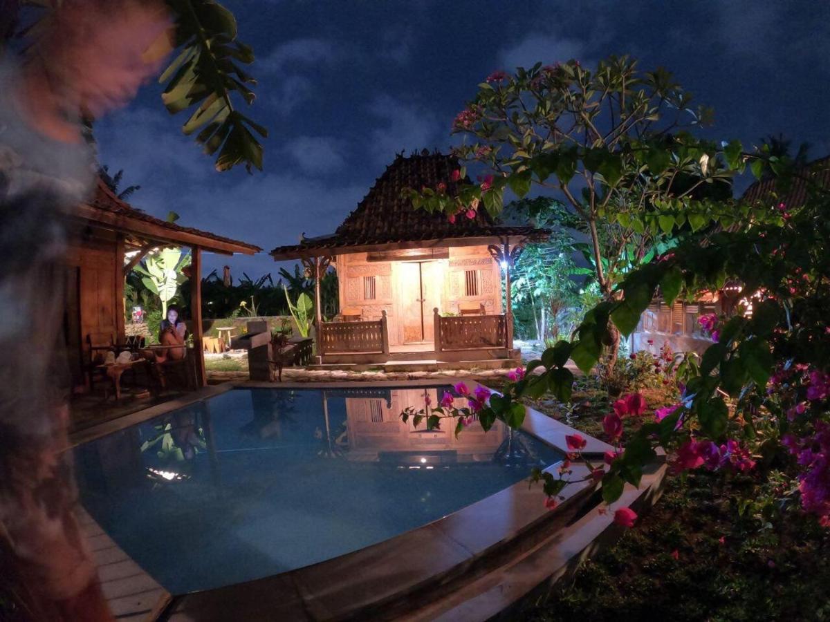 Villa Nextdoor Nature Yogyakarta 반툴 외부 사진