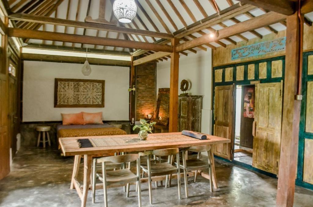 Villa Nextdoor Nature Yogyakarta 반툴 외부 사진