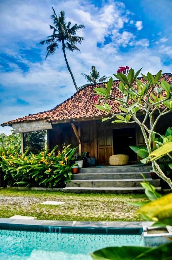 Villa Nextdoor Nature Yogyakarta 반툴 외부 사진