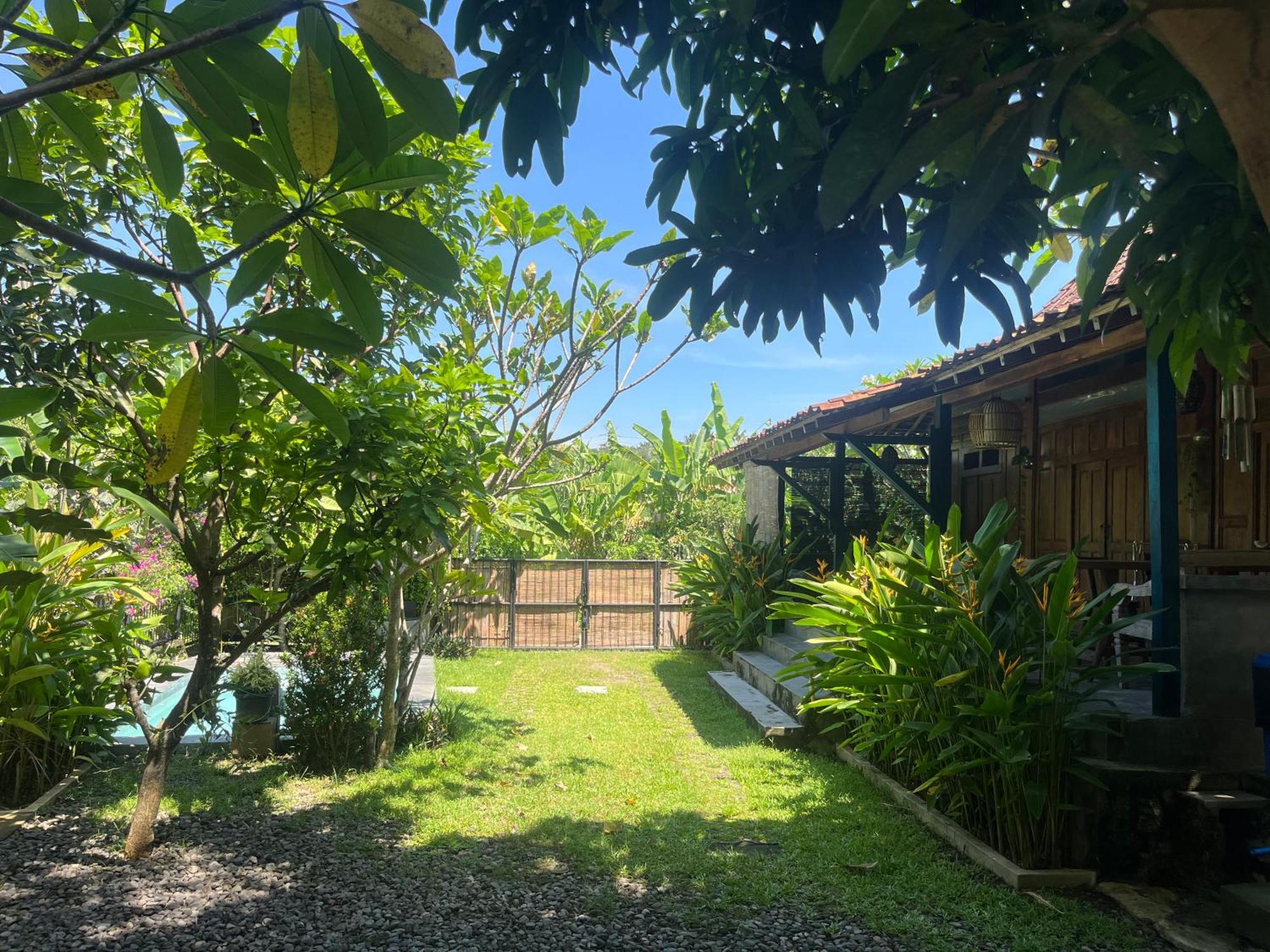Villa Nextdoor Nature Yogyakarta 반툴 외부 사진